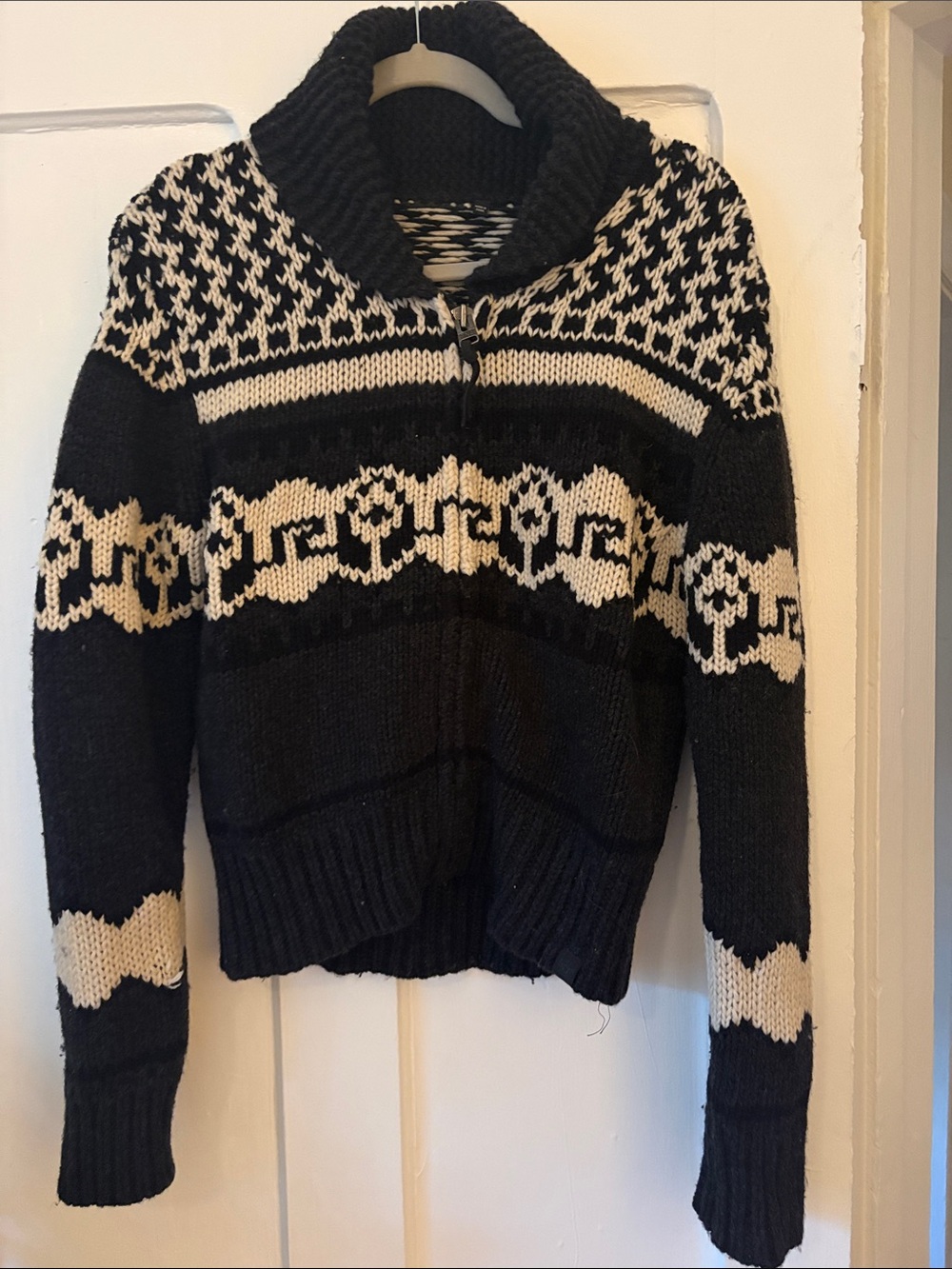 ARITZIA TNA OVERSIZED LambsWOOL SWEATER